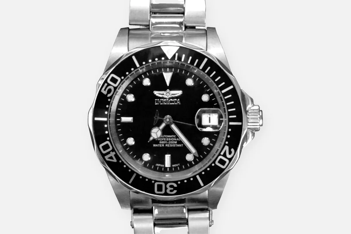 Invicta Pro Diver 8926 on a steel bracelet