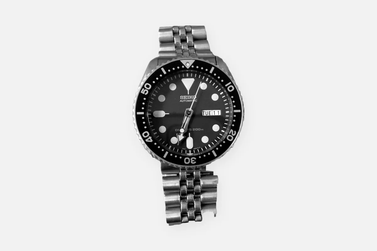 Seiko SKX007 Taucheruhr an einem Jubilee-Stahlband
